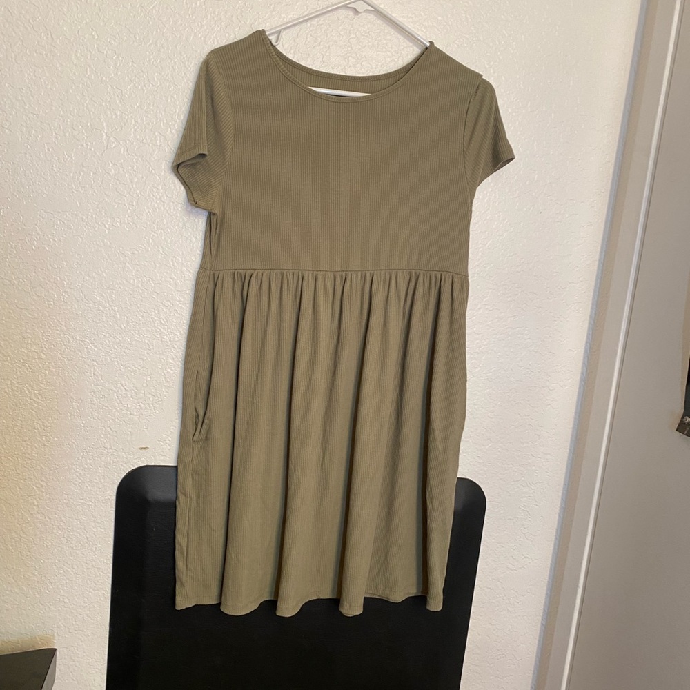 Olive green dress with pockets